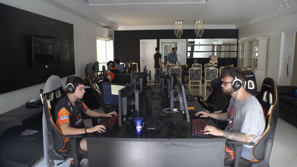 Arena Jogue Fácil chega ao CS:GO com gaming house em João Pessoa e elenco  100% nordestino para fortalecer a região